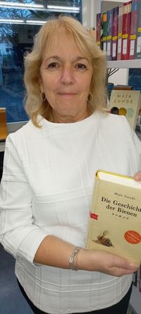Doris Hollstein